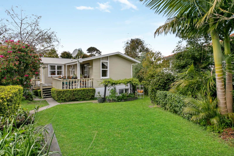 1/222 FORREST HILL RD, Forrest Hill, Auckland - Carousel 2