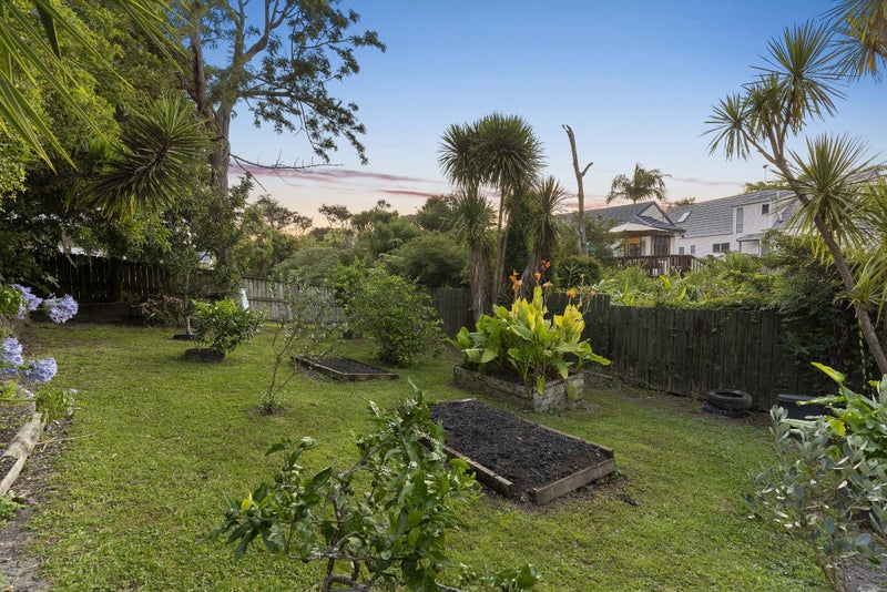 63 Brunner Road, Glen Eden, Auckland - Carousel 33