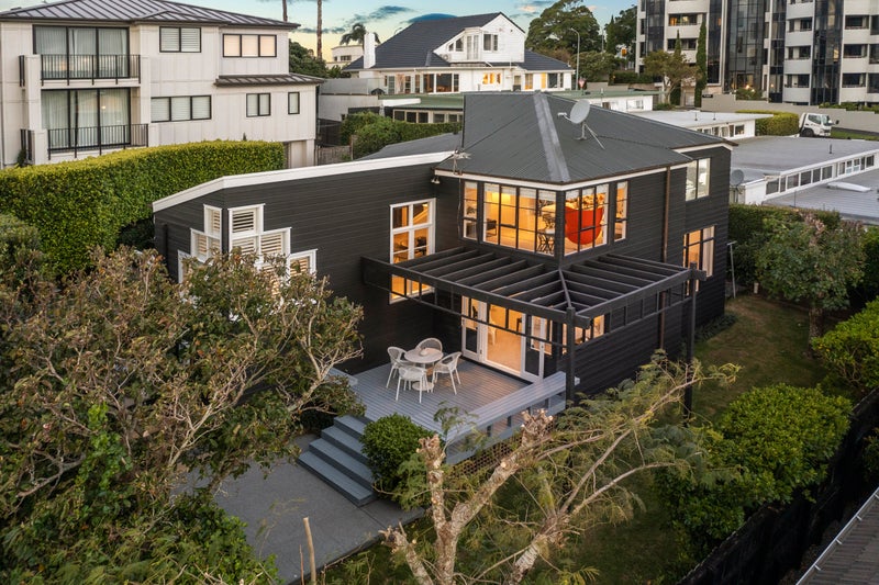 19A Coates Avenue, Orakei, Auckland - Carousel 1