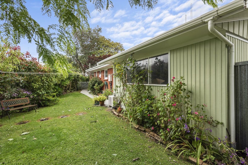 33 Hooker Avenue, Chedworth, Hamilton - Carousel 12