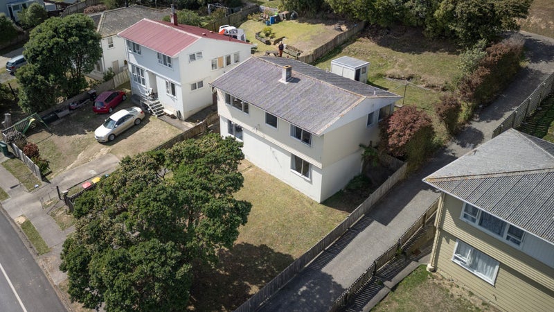 346 Warspite Avenue, Waitangirua, Porirua - Carousel 17