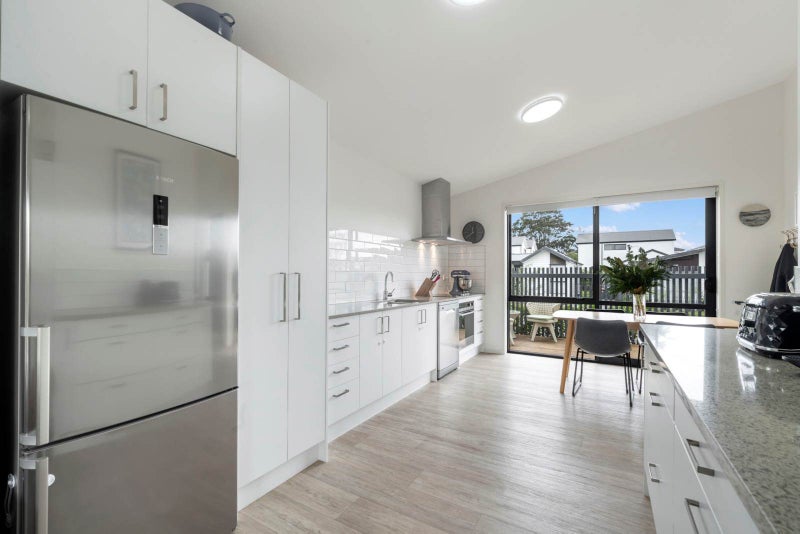 5 Skippy Patuwai Lane, Glen Innes, Auckland - Carousel 2