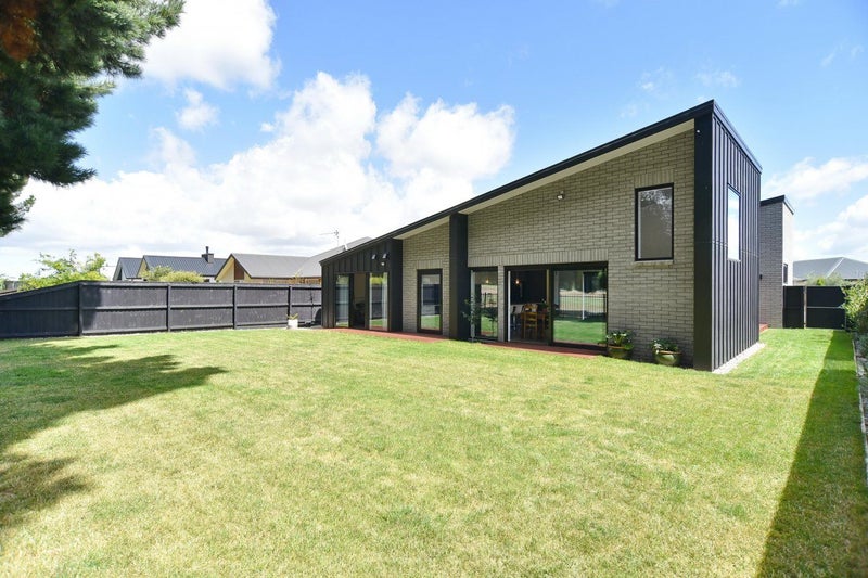 33 Kohunga Crescent, Bottle Lake, Christchurch - Carousel 2