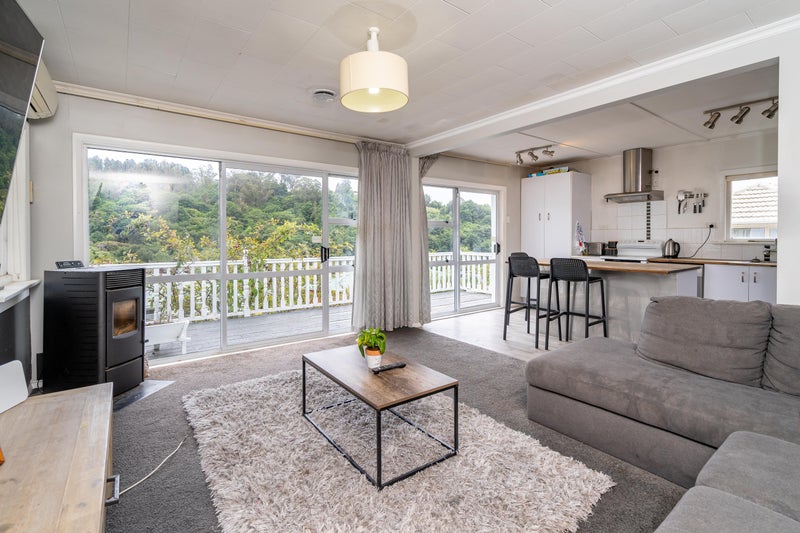 92 Brockville Road, Glenross, Dunedin - Carousel 1