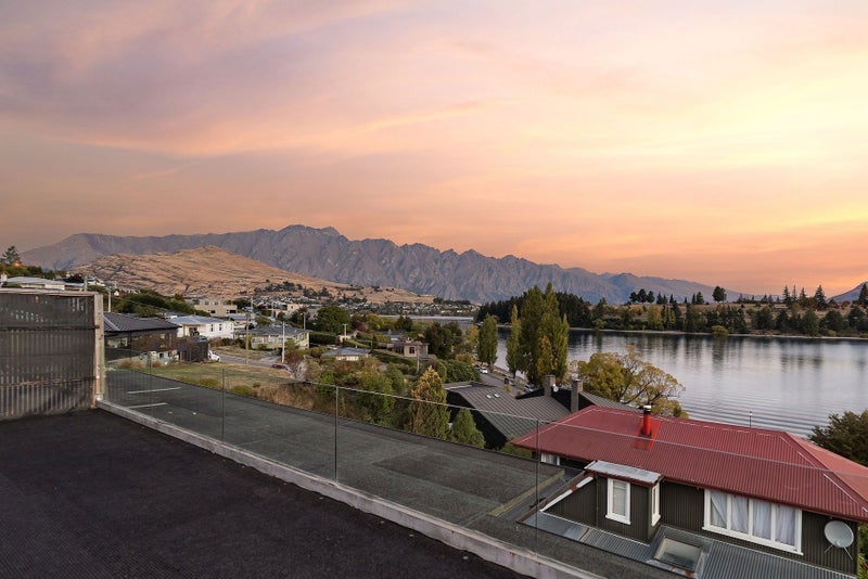 7/23 Adelaide Street, Queenstown, Queenstown - Carousel 2