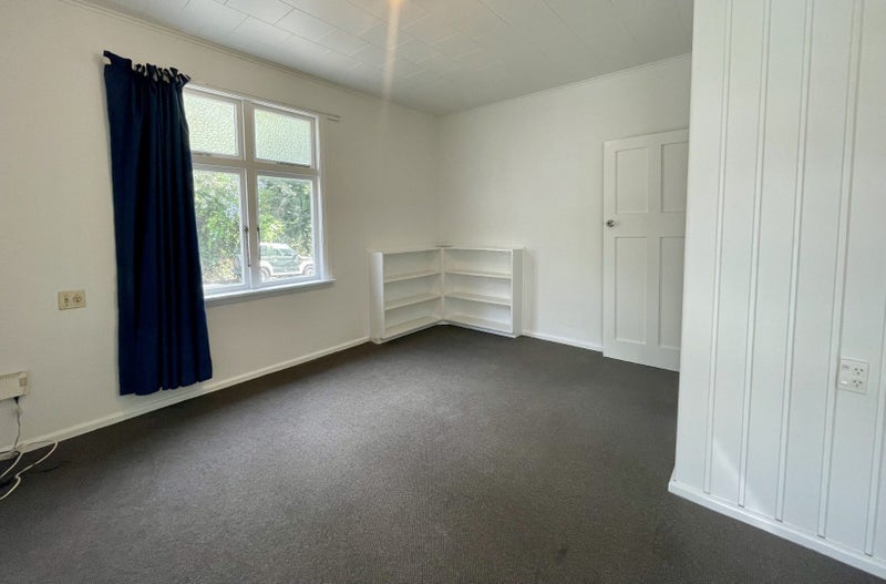 117/115 Shakespeare Road, Bluff Hill, Napier - Carousel 2