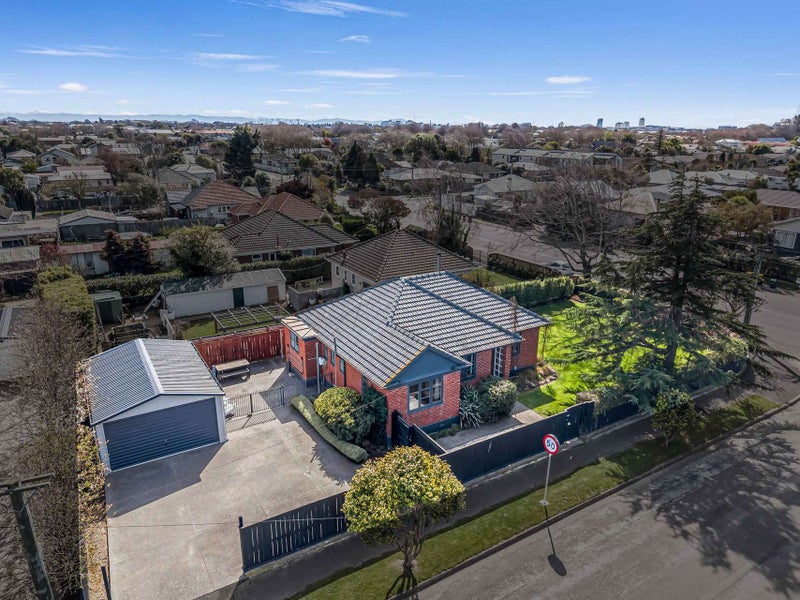 121 Selwyn Street, Somerfield, Christchurch - Carousel 36