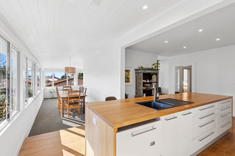 39 Mount Pleasant Avenue, Beachville, Nelson - Carousel 2