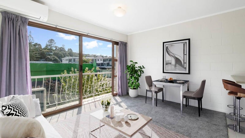 9/773 Beach Road, Browns Bay, Auckland - Carousel 1