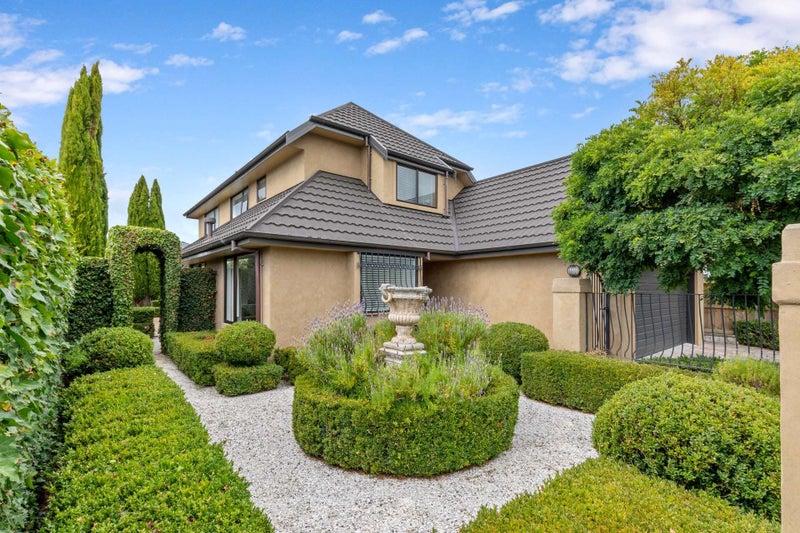 7 Summerhays Street, Terrace End, Palmerston North - Carousel 1