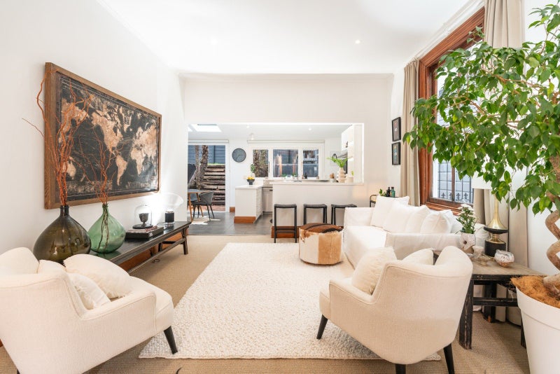 23 Patanga Crescent, Thorndon, Wellington - Carousel 2