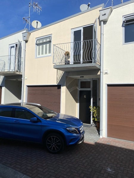 6 Waghorne Street, Ahuriri, Napier - Carousel 1