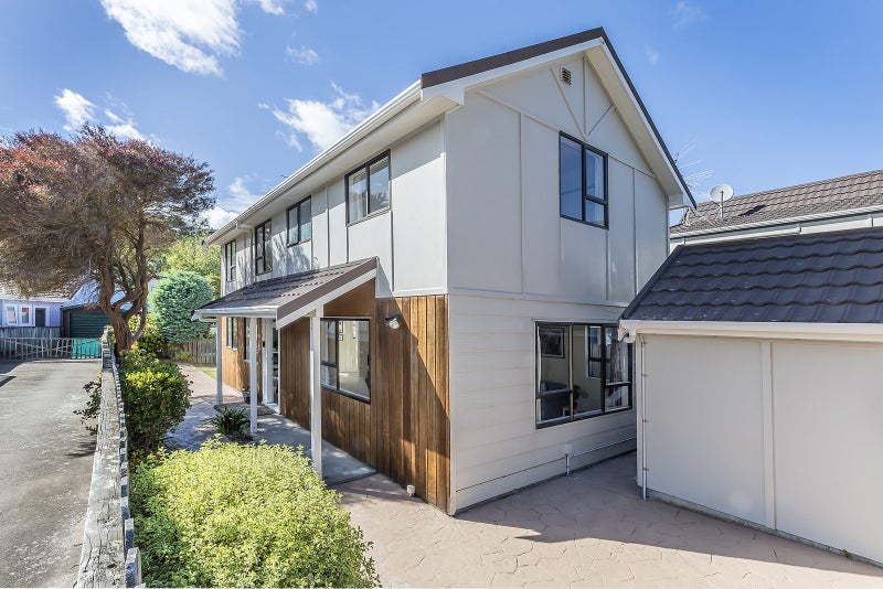 90 Weka Street, Miramar, Wellington - Carousel 1