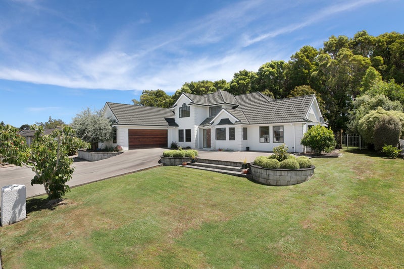 14 Dunallen Avenue, Marton - Carousel 1