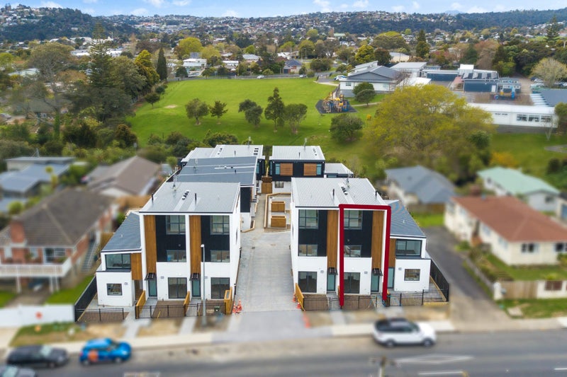 3 Mokopiko Court, Beach Haven, Auckland - Carousel 2