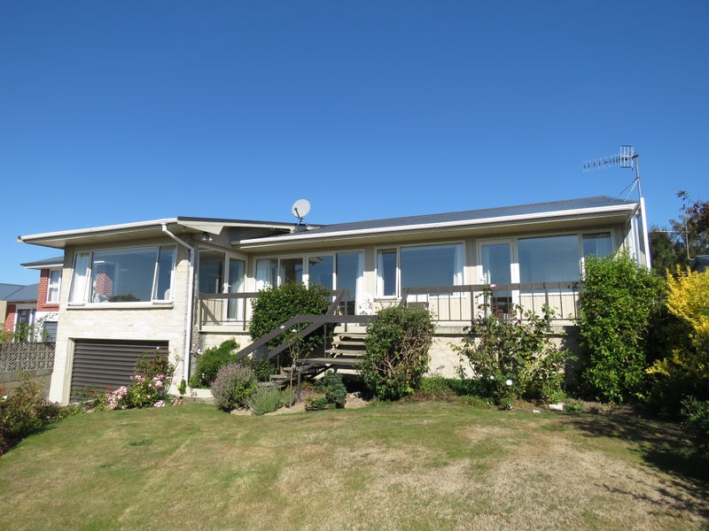 13 Kauri Terrace, Hargest, Invercargill - Carousel 1