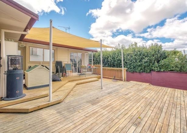 21 Bellfield Road, Opaheke, Papakura - Carousel 1