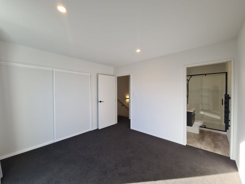 2/31 Champion Street, Edgeware, Christchurch - Carousel 9