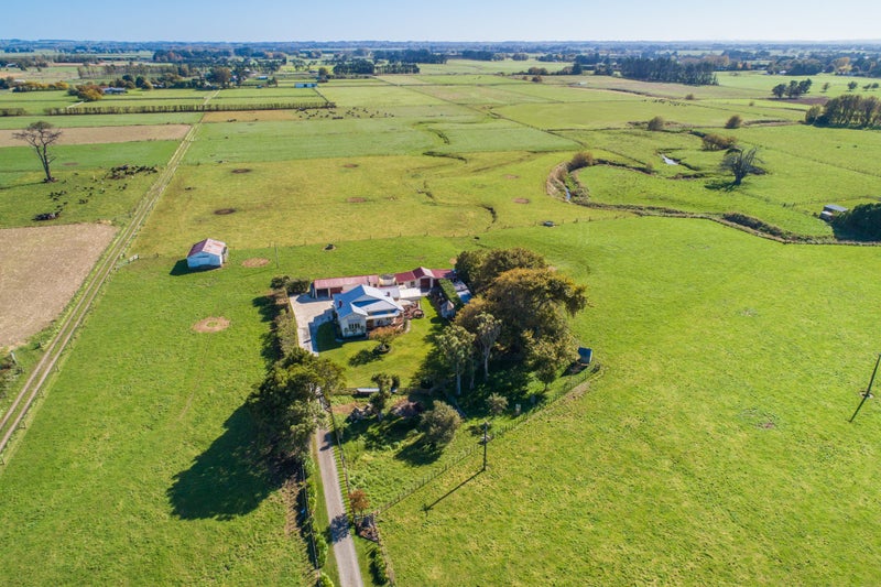 176 Kairanga Bunnythorpe Road, Bunnythorpe, Palmerston North - Carousel 48