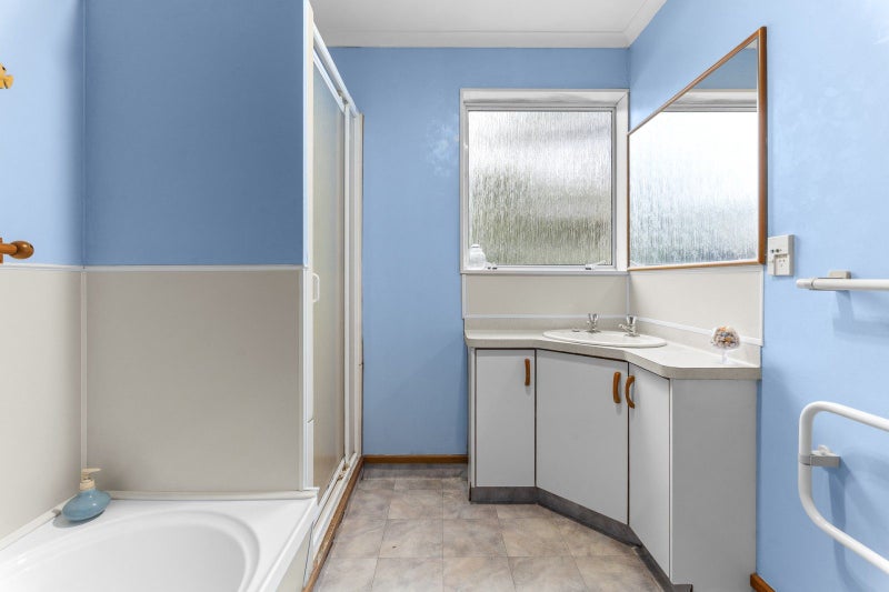 8 Burns Street, Westown, New Plymouth - Carousel 20