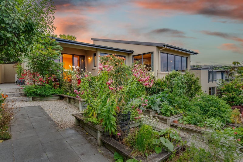 4 Avery Place, Redcliffs, Christchurch - Carousel 2
