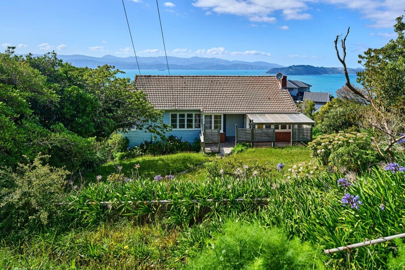 73 Homebush Road, Khandallah, Wellington - Carousel 2