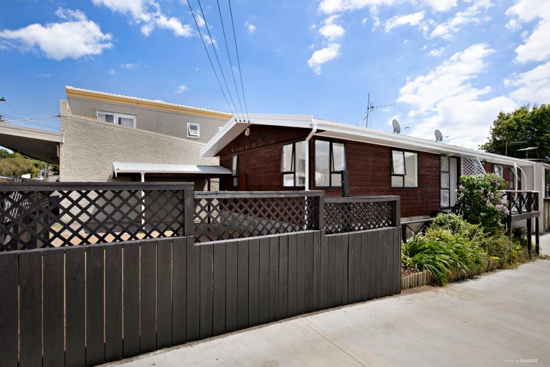 1/15 Garland Road, Greenlane, Auckland - Carousel 1