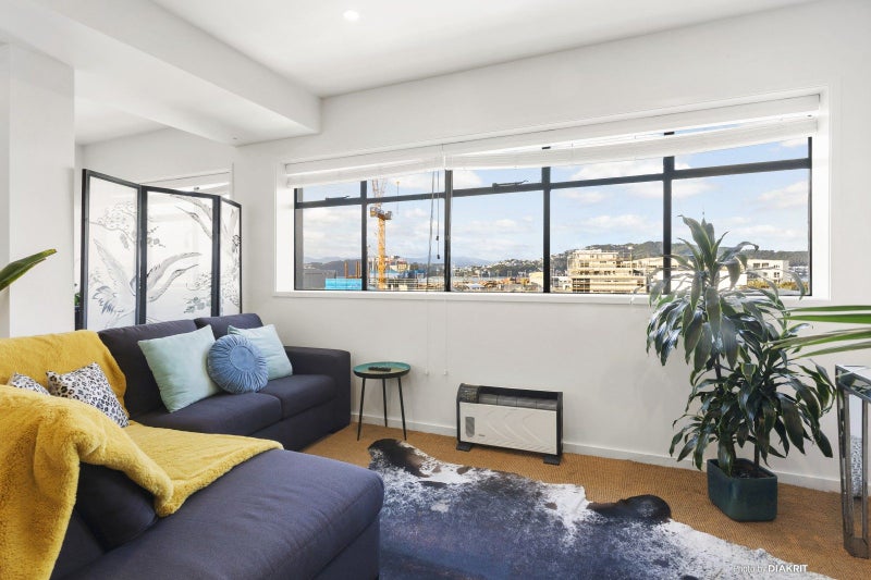 6/163B Thorndon Quay, Pipitea, Wellington - Carousel 1