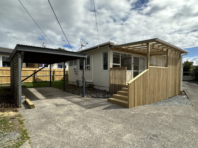 69A Red Beach Road, Red Beach, Whangaparāoa - Carousel 1