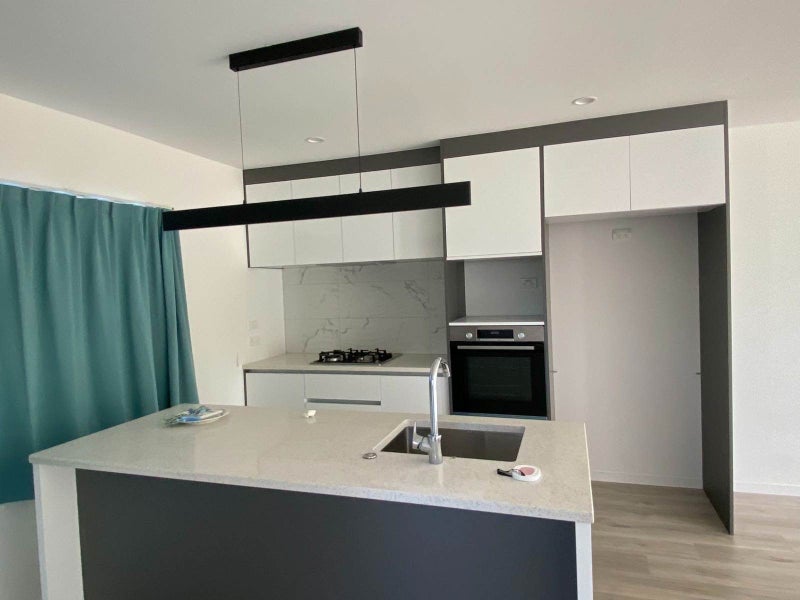 113A Sycamore Drive, Sunnynook, Auckland - Carousel 2