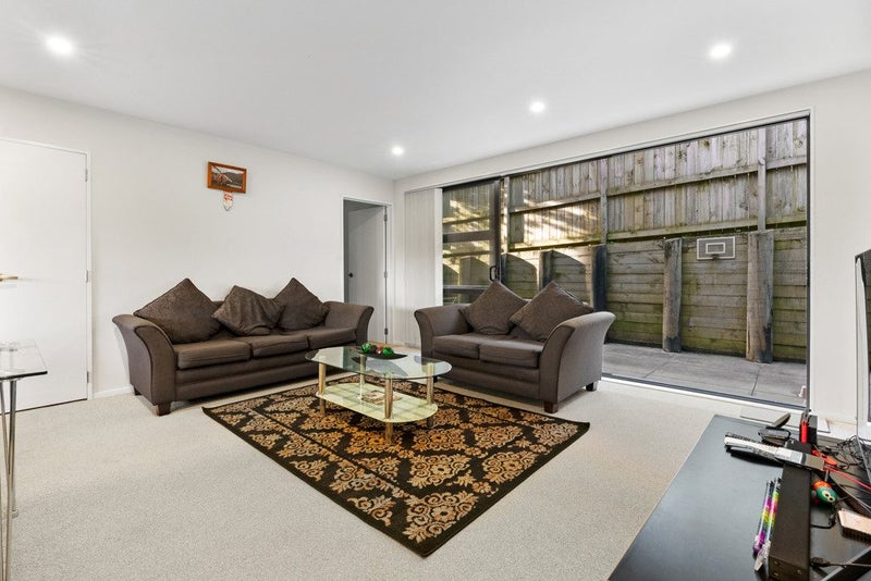 5/15 Wyllie Road, Papatoetoe, Auckland - Carousel 2