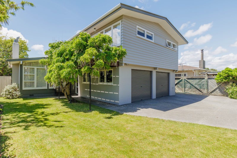 28 Windsor Street, Terrace End, Palmerston North - Carousel 1