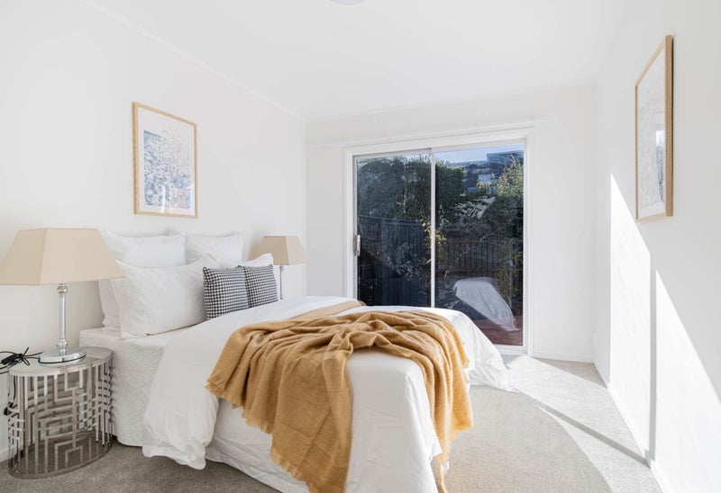 1/17 Jellicoe Road, Murrays Bay, Auckland - Carousel 17