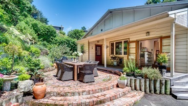 169 Shakespeare Road, Bluff Hill, Napier - Carousel 1