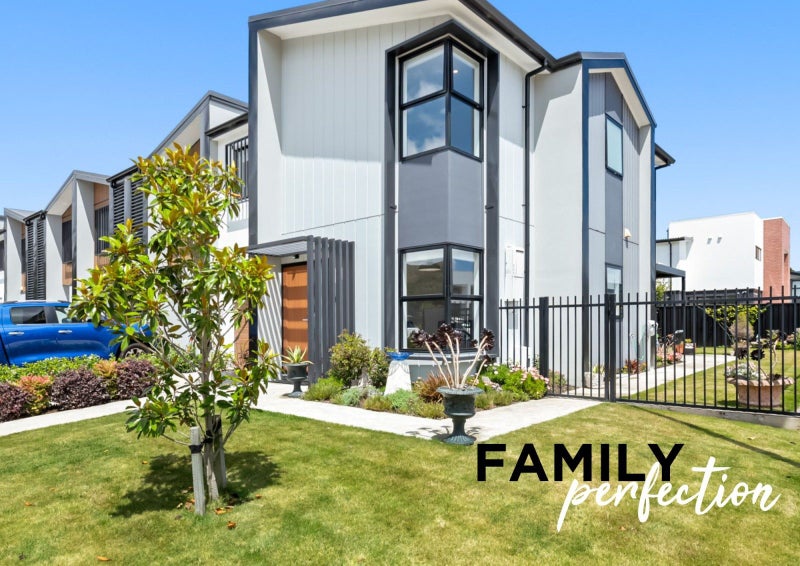 11 Fitch Lane, Wallaceville, Upper Hutt - Carousel 1