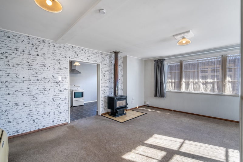 16 Exmouth Street, Waverley, Invercargill - Carousel 2