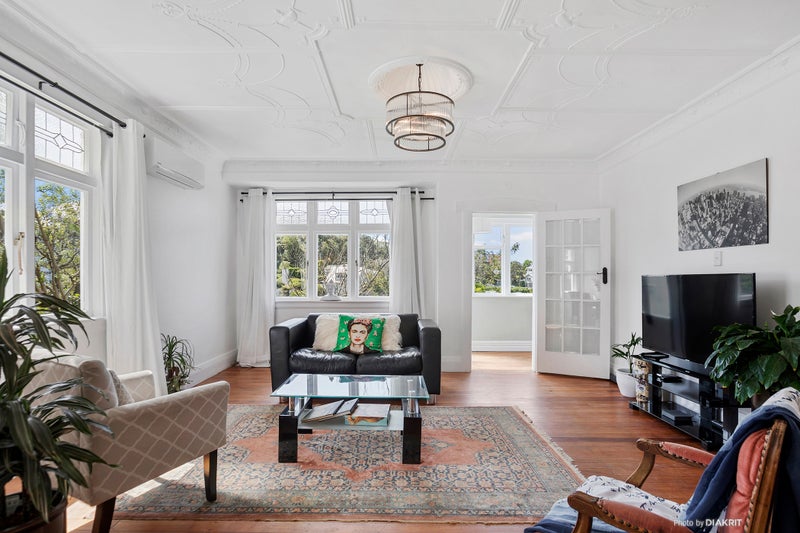 80 Raroa Road, Kelburn, Wellington - Carousel 1