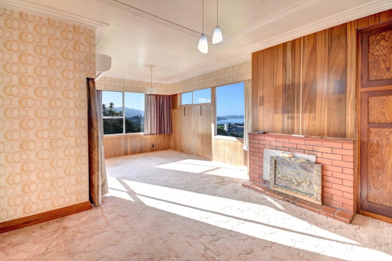 8 Kirriemuir Street, Maryhill, Dunedin - Carousel 2