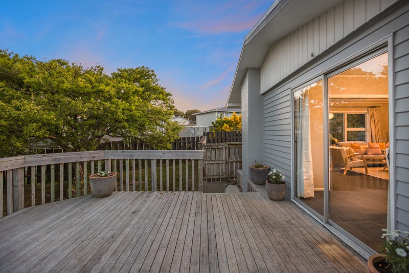 408 Warspite Avenue, Ascot Park, Porirua - Carousel 1