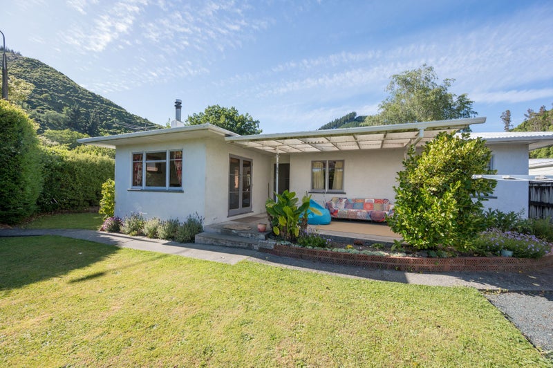 112 Westbrook Terrace, The Brook, Nelson - Carousel 1