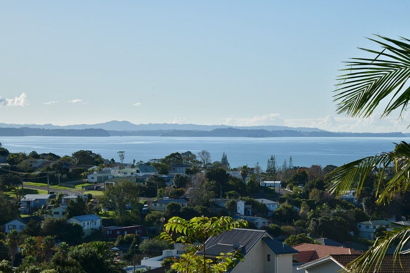 7 Moera Place, Stanmore Bay, Whangaparaoa - Carousel 1