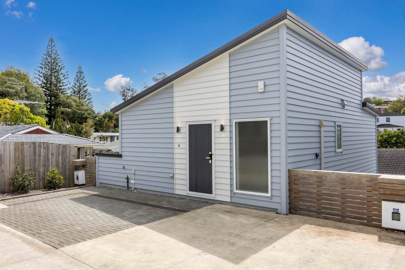 28A Halberg Street, Glenfield, Auckland - Carousel 21