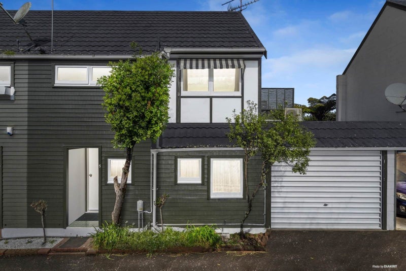 5/23 Cleary Road, Panmure, Auckland - Carousel 2