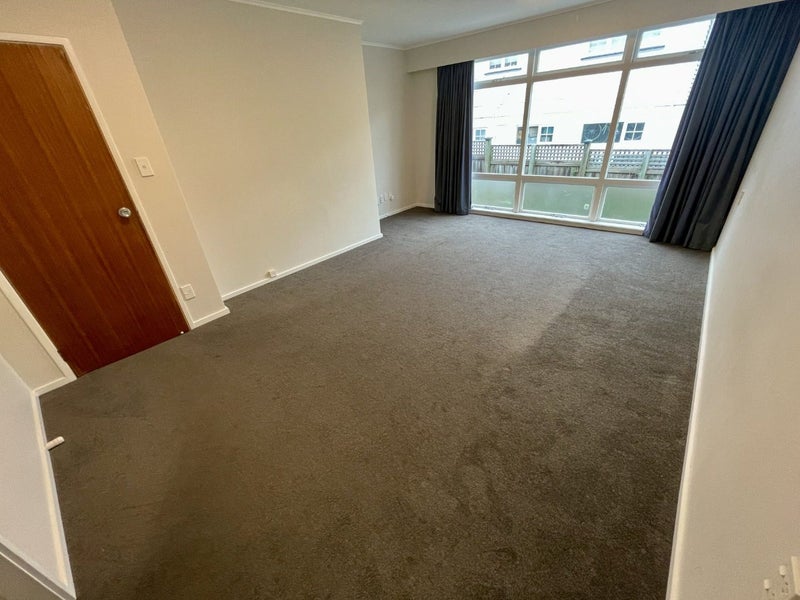 2/25 Madras Street, Khandallah, Wellington - Carousel 2