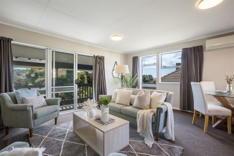 66 Sievers Grove, Cannons Creek, Porirua - Carousel 2