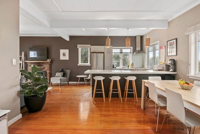 6 Nixon Avenue, Otahuhu, Auckland - Carousel 2