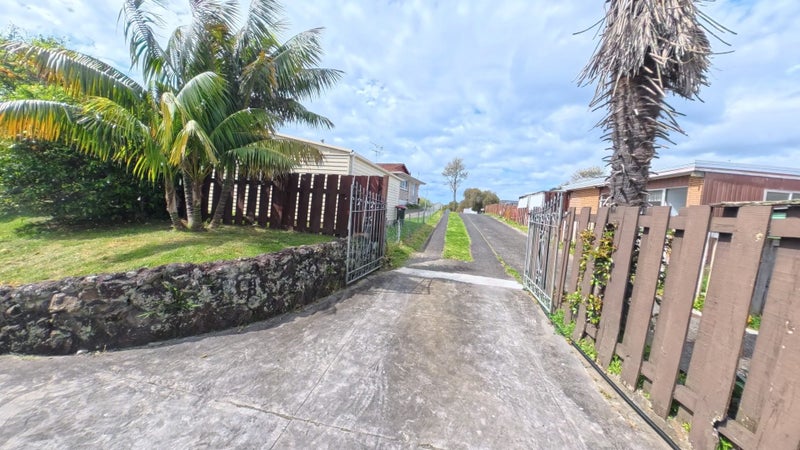 55 Walworth Avenue, Pakuranga Heights, Auckland - Carousel 23