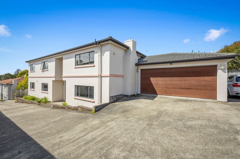 25A Aorangi Place, Birkenhead, Auckland - Carousel 2