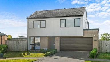 10 Sholto Duncan Crescent, Halswell, Christchurch - Carousel 1