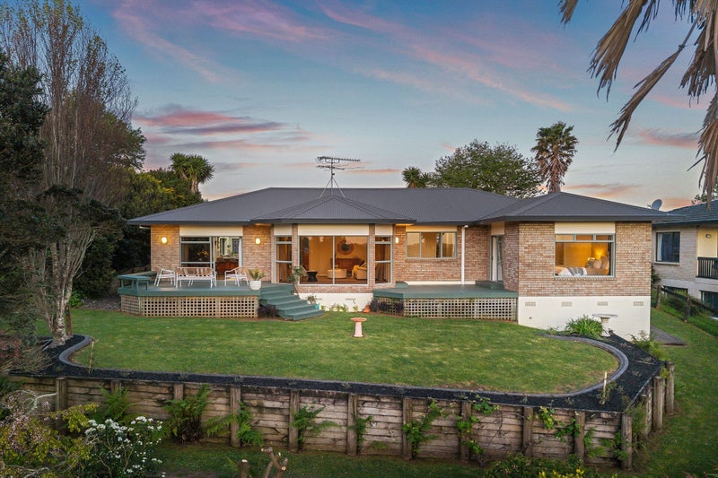 12 Ngahere Road, Pukekohe, Pukekohe - Carousel 1